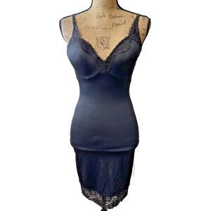 Marilyn Monroe Intimates Women's Black Built-in-Bra Shapewear Slip Dress Sz L